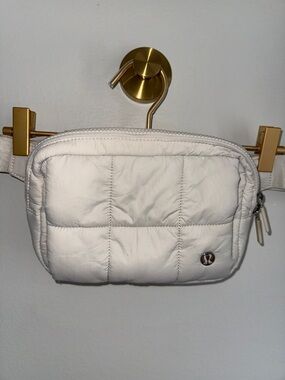 lululemon athletica Cream Quilted Crossbody Belt Bag